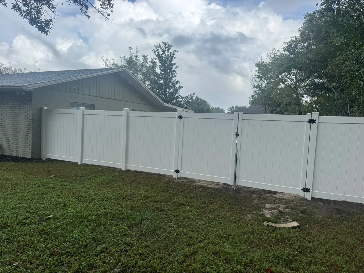 White Newbury Privacy Fence