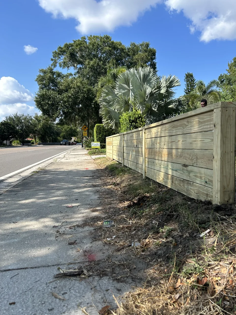 Natural wood Horizontal fencing