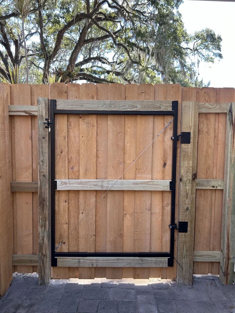Natural wood Wood gate